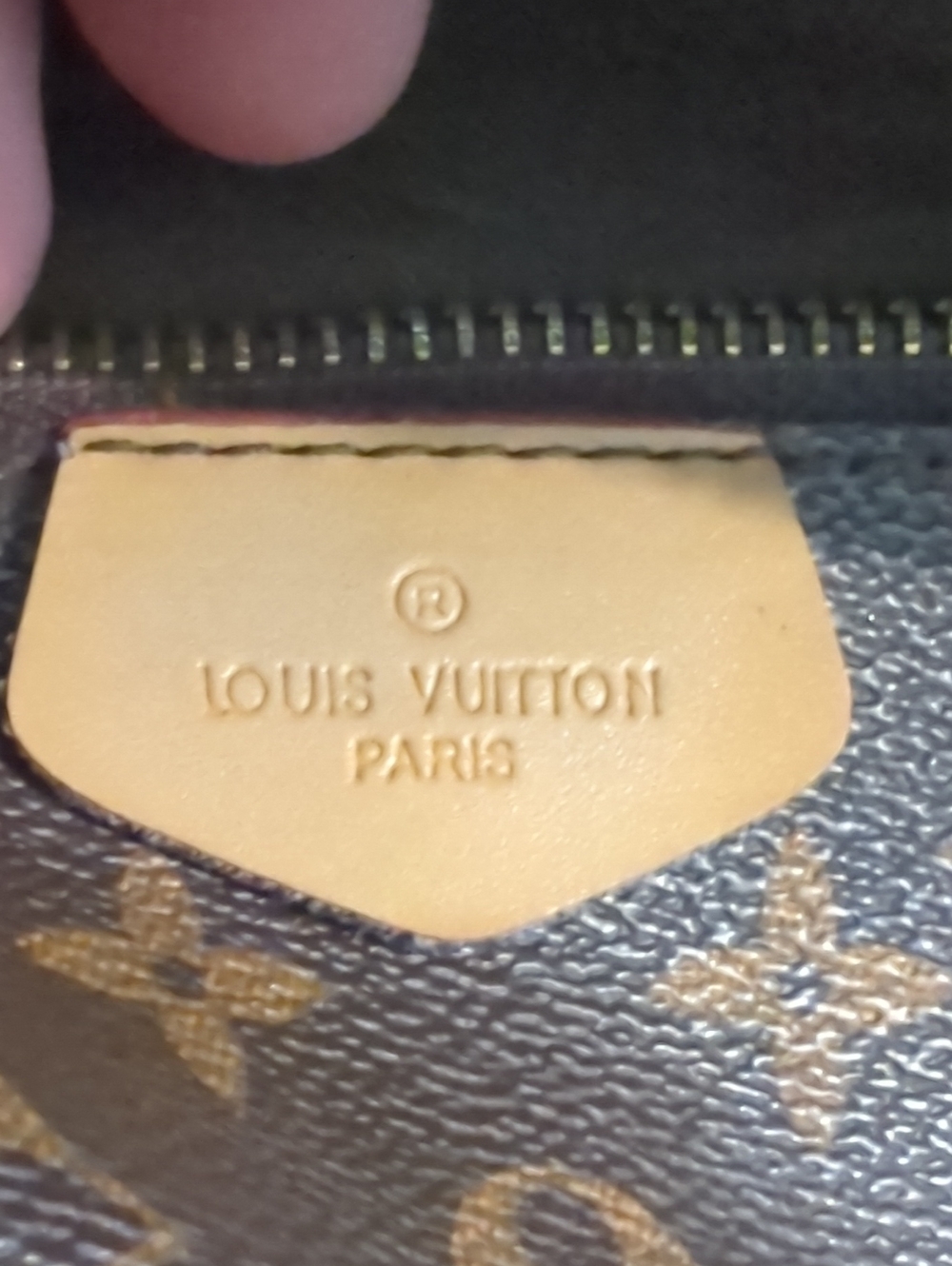Louis Vuitton LV Monogram Large Sized Waist Belt Bag / Crossbody Bag - Picture 8 of 8
